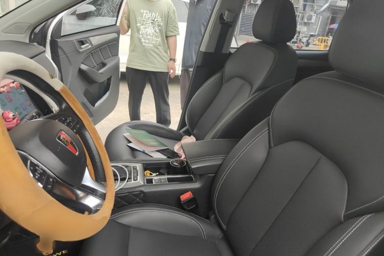 Used Roewe RX5 2019 20T Two-Wheel Drive Automatic 4G Connected Platinum Edition Left Front Seat