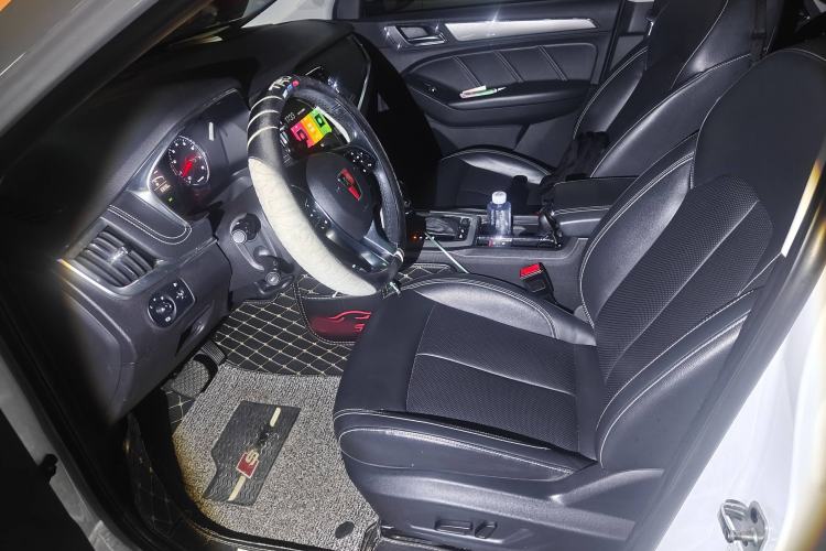 Used Roewe RX5 2019 20T Two-Wheel Drive Automatic 4G Connected Platinum Edition Left Front Seat