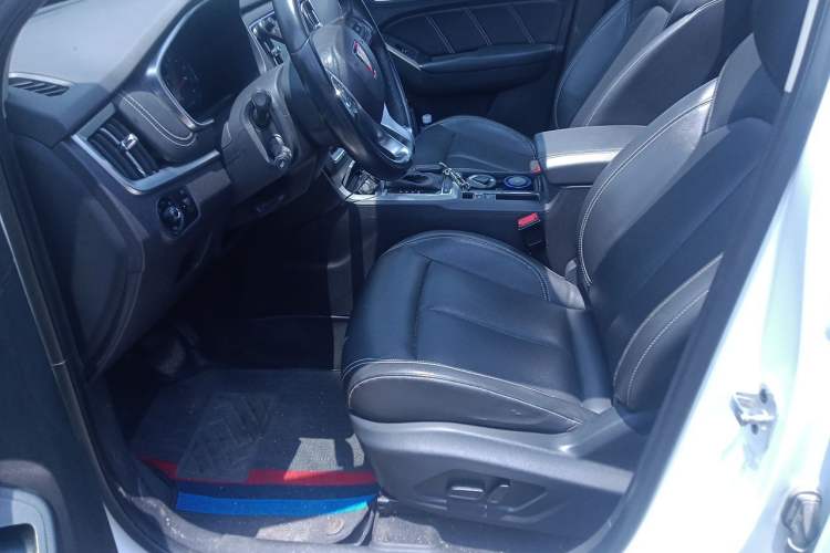 Used Roewe RX5 2019 20T Two-Wheel Drive Automatic 4G Connected Platinum Edition Left Front Seat