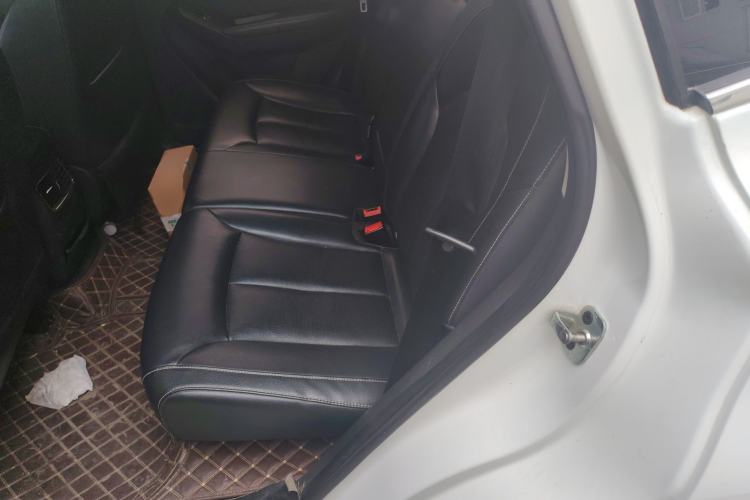 Used Roewe RX5 2019 20T Two-Wheel Drive Automatic 4G Connected Platinum Edition Left Rear Seat