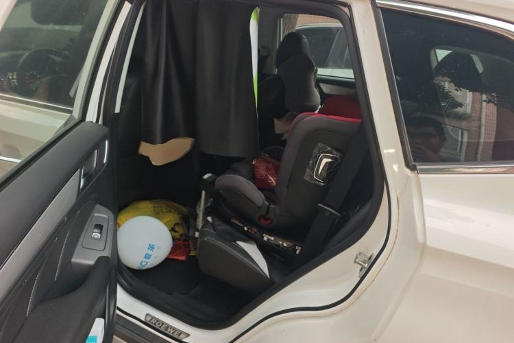 Used Roewe RX5 2019 20T Two-Wheel Drive Automatic Ali Smart Connectivity Platinum Edition Left Rear Seat