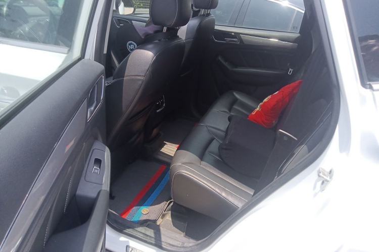 Used Roewe RX5 2019 20T Two-Wheel Drive Automatic 4G Connected Platinum Edition Left Rear Seat