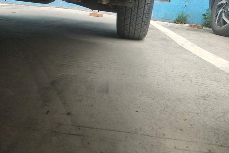 Used Roewe RX5 2019 20T Two-Wheel Drive Automatic Ali Smart Connectivity Platinum Edition Left Side Sill