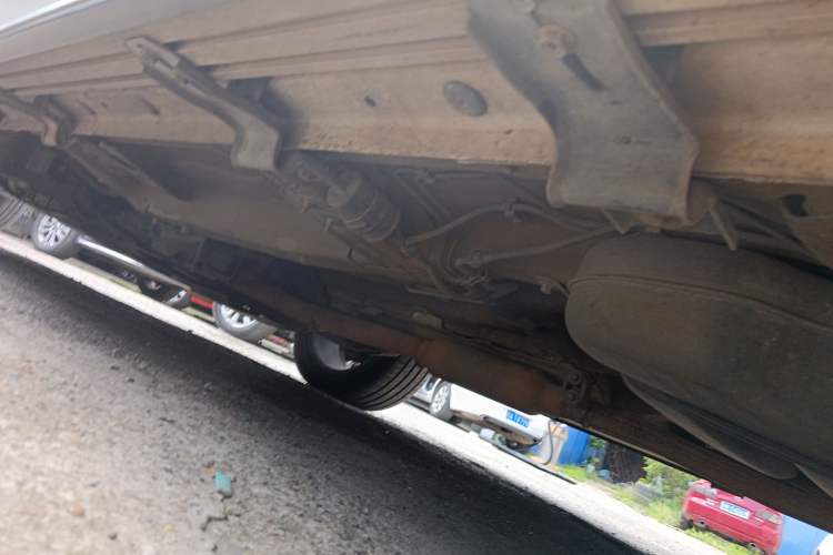 Used Roewe RX5 2019 20T Two-Wheel Drive Automatic 4G Connected Platinum Edition Left Side Sill