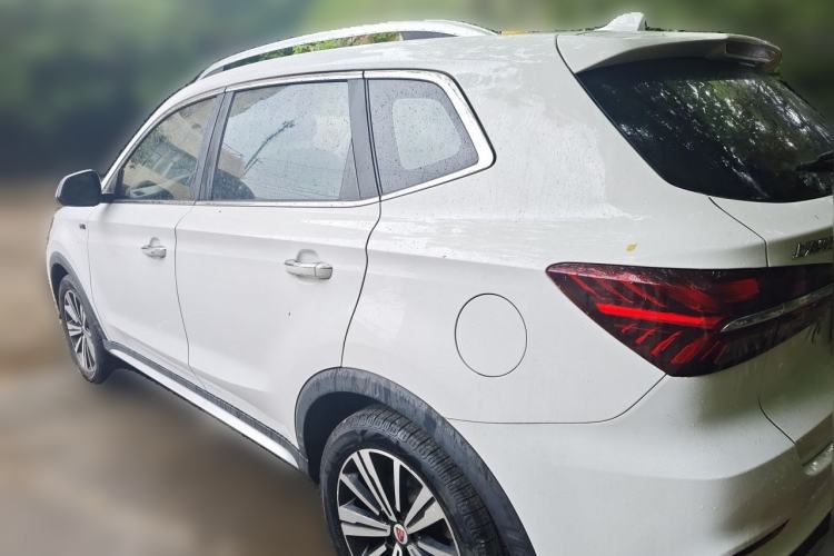 Used Roewe RX5 2019 20T Two-Wheel Drive Automatic 4G Connected Platinum Edition Rear Left 45 Deg