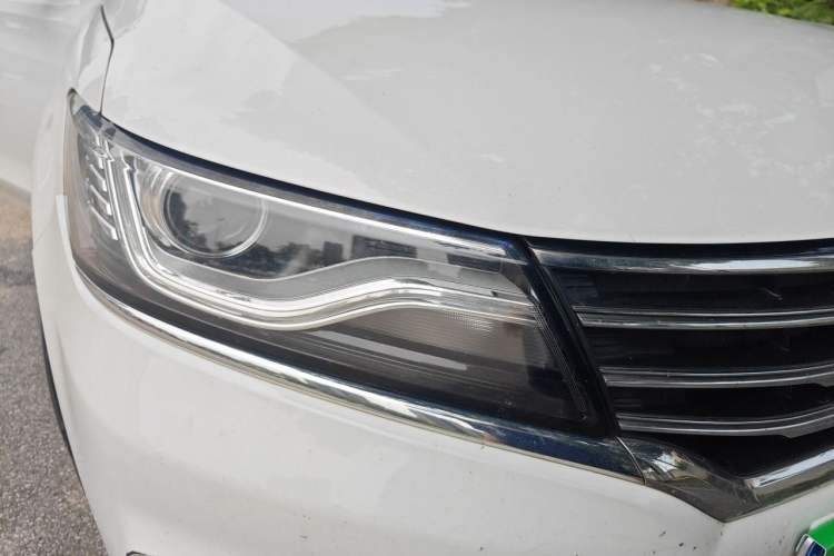 Used Roewe RX5 2019 20T Two-Wheel Drive Manual 4G Connect Platinum Edition Right Front Headlight