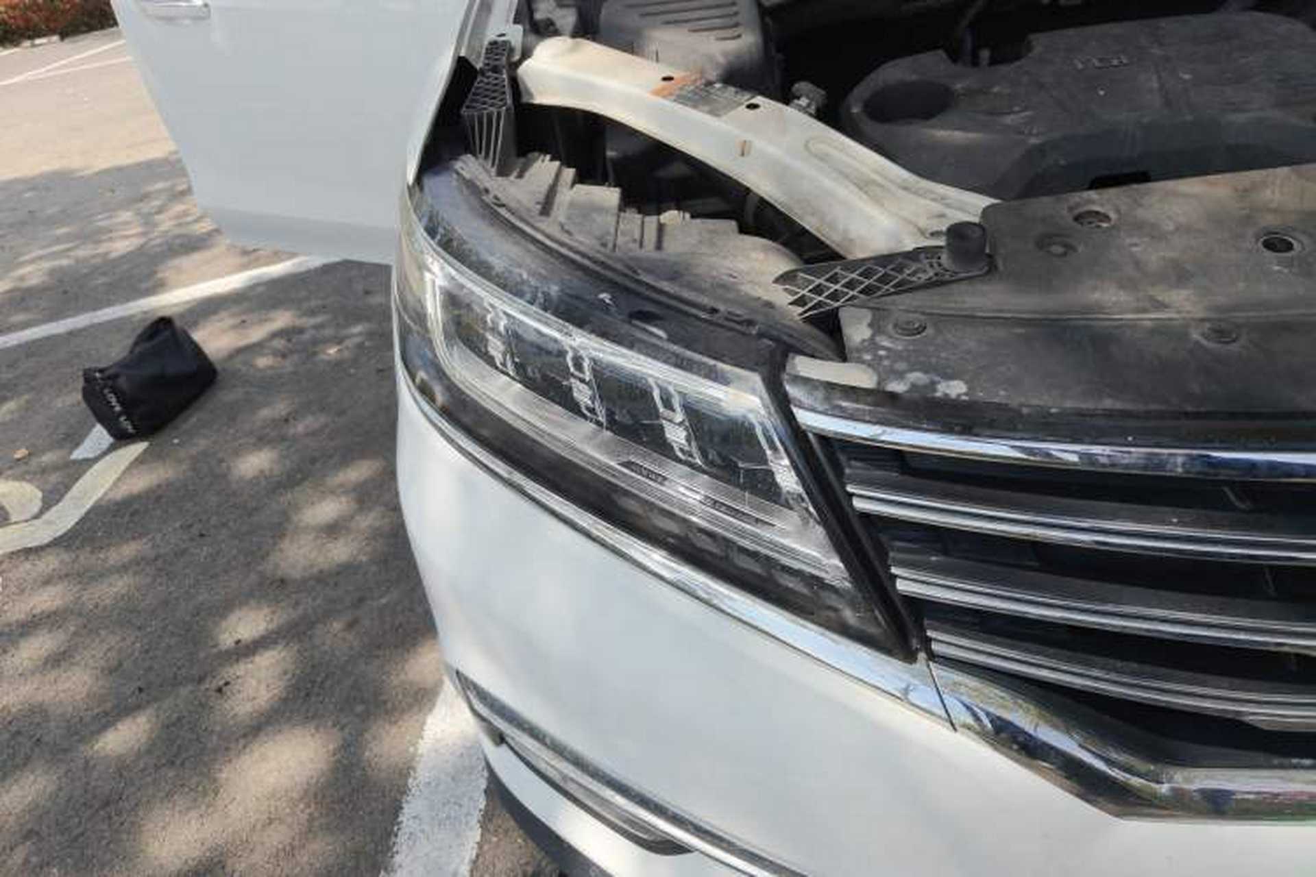 Used Roewe RX5 2019 20T Two-Wheel Drive Automatic 4G Connected Platinum Edition Right Front Headlight