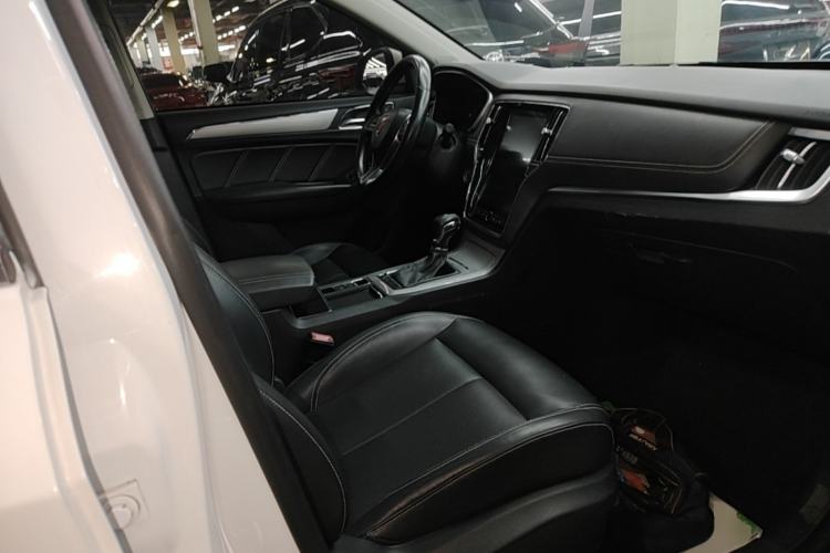 Used Roewe RX5 2019 20T Two-Wheel Drive Automatic 4G Connected Platinum Edition Right Front Seat