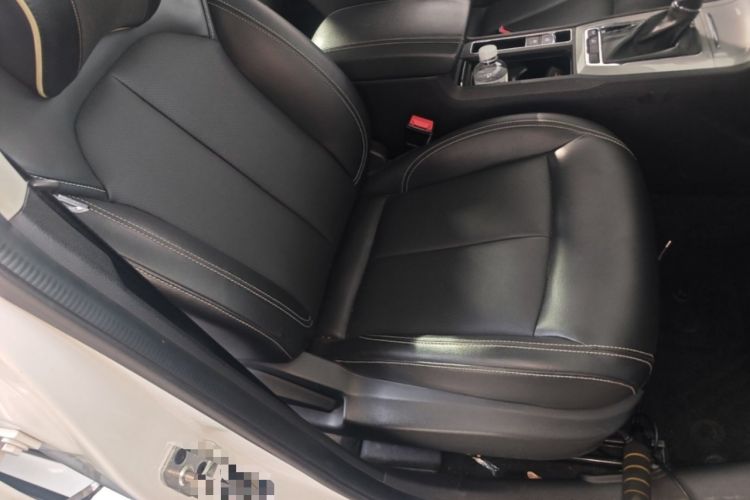 Used Roewe RX5 2019 20T Two-Wheel Drive Automatic Ali Smart Connectivity Platinum Edition Right Front Seat