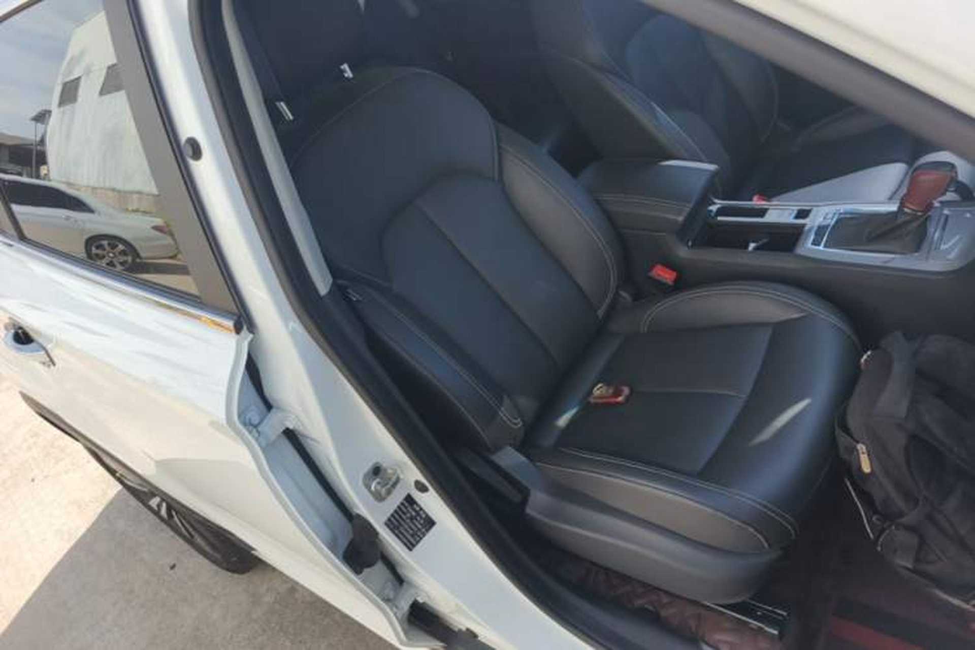 Used Roewe RX5 2019 20T Two-Wheel Drive Automatic Ali Smart Connectivity Platinum Edition Right Front Seat