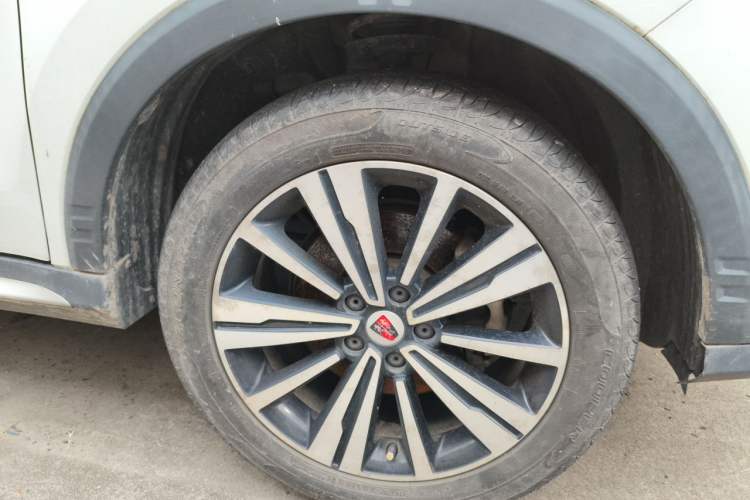Used Roewe RX5 2019 20T Two-Wheel Drive Automatic 4G Connected Platinum Edition Right Front Wheel Hub