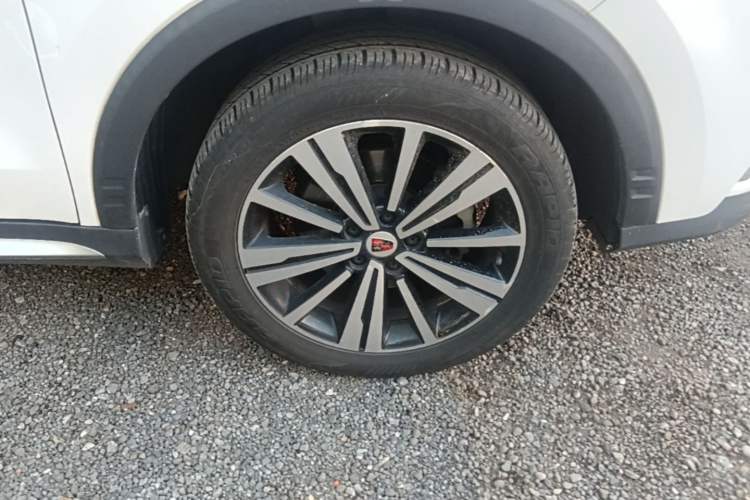 Used Roewe RX5 2019 20T Two-Wheel Drive Automatic 4G Connected Platinum Edition Right Front Wheel Hub