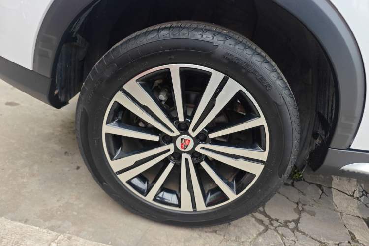 Used Roewe RX5 2019 20T Two-Wheel Drive Automatic 4G Connected Platinum Edition Right Rear Wheel Hub