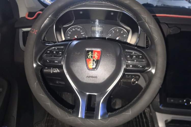 Used Roewe RX5 2019 20T Two-Wheel Drive Manual 4G Connect Platinum Edition Steering Wheel