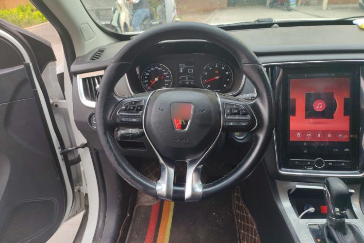 Used Roewe RX5 2019 20T Two-Wheel Drive Automatic 4G Connected Platinum Edition Steering Wheel