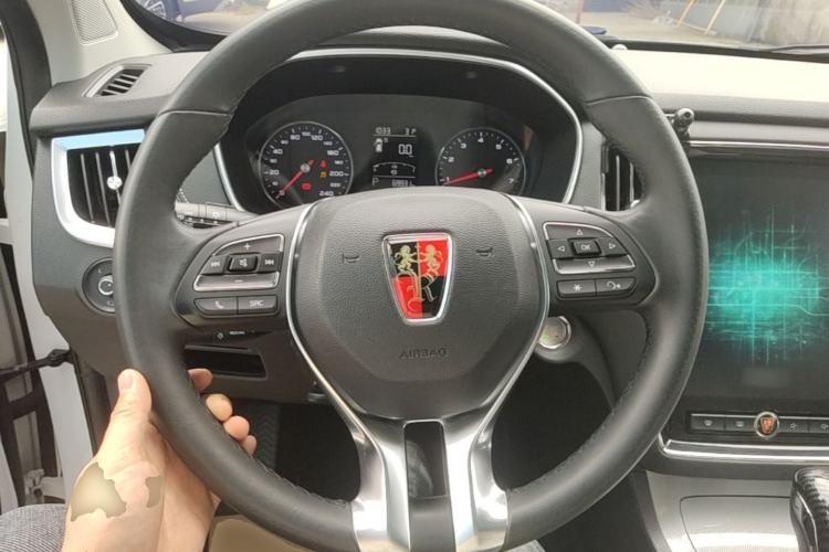 Used Roewe RX5 2019 20T Two-Wheel Drive Automatic Ali Smart Connectivity Platinum Edition Steering Wheel