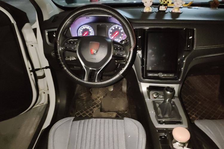 Used Roewe RX5 2019 20T Two-Wheel Drive Manual 4G Connect Platinum Edition Steering Wheel