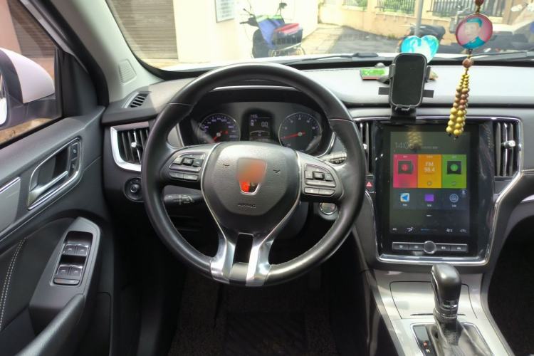 Used Roewe RX5 2019 20T Two-Wheel Drive Automatic 4G Connected Platinum Edition Steering Wheel