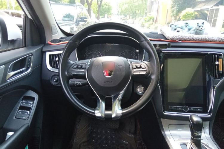 Used Roewe RX5 2019 20T Two-Wheel Drive Automatic 4G Connected Platinum Edition Steering Wheel