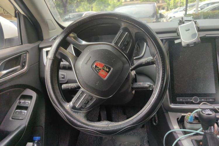 Used Roewe RX5 2019 20T Two-Wheel Drive Manual 4G Connect Platinum Edition Steering Wheel