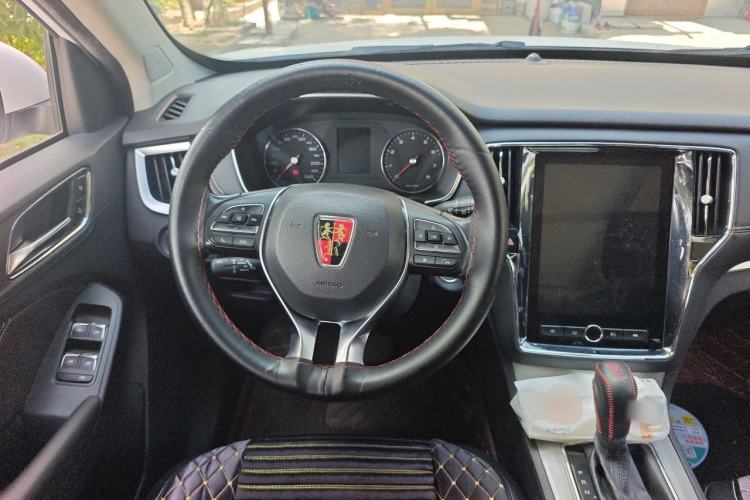 Used Roewe RX5 2019 20T Two-Wheel Drive Automatic 4G Connected Platinum Edition Steering Wheel