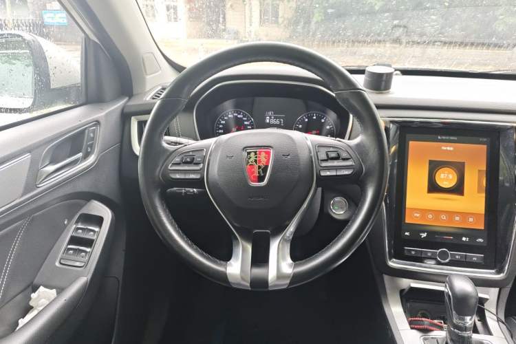 Used Roewe RX5 2019 20T Two-Wheel Drive Automatic 4G Connected Platinum Edition Steering Wheel