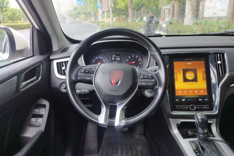 Used Roewe RX5 2019 20T Two-Wheel Drive Automatic 4G Connected Platinum Edition Steering Wheel