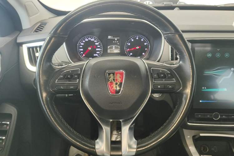 Used Roewe RX5 2019 20T Two-Wheel Drive Automatic 4G Connected Platinum Edition Steering Wheel