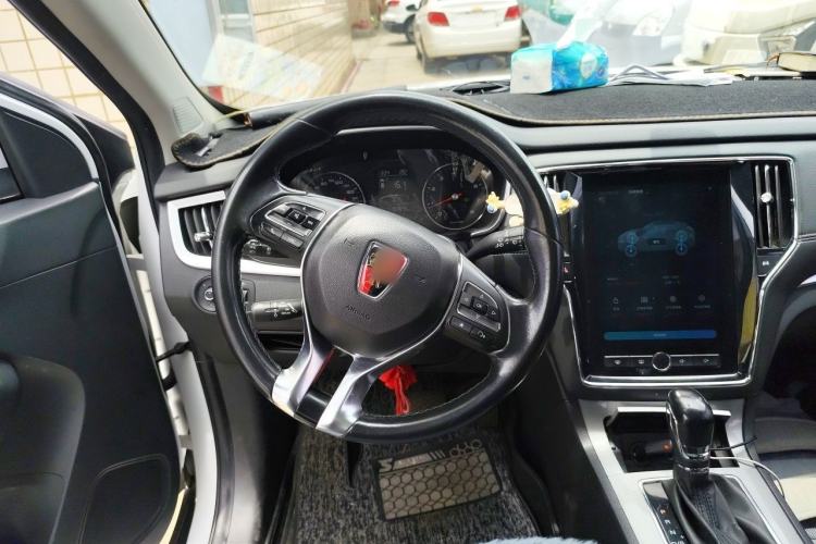 Used Roewe RX5 2019 20T Two-Wheel Drive Automatic 4G Connected Platinum Edition Steering Wheel
