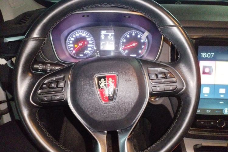 Used Roewe RX5 2019 20T Two-Wheel Drive Automatic 4G Connected Platinum Edition Steering Wheel