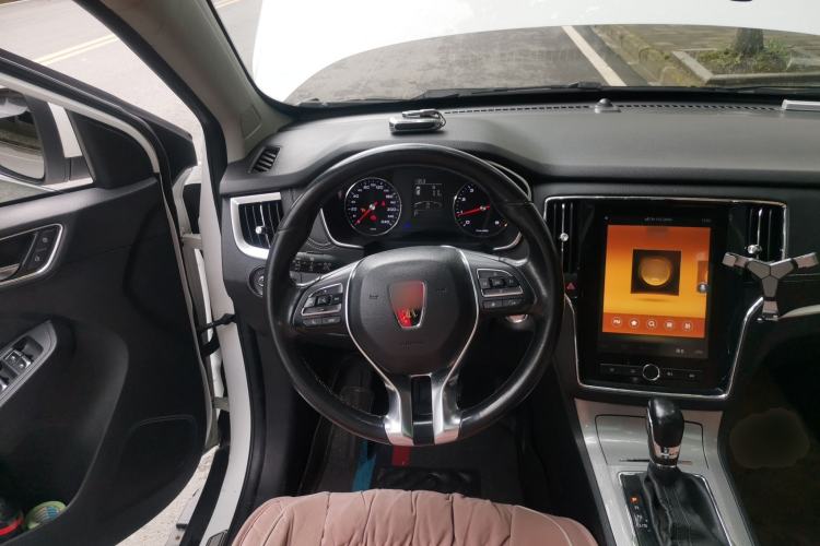 Used Roewe RX5 2019 20T Two-Wheel Drive Automatic 4G Connected Platinum Edition Steering Wheel