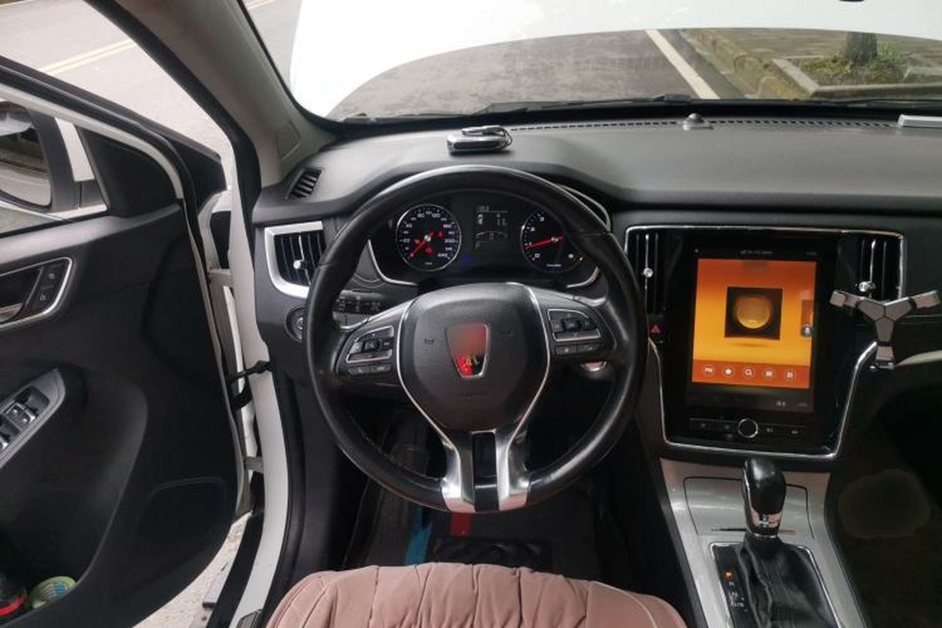Used Roewe RX5 2019 20T Two-Wheel Drive Automatic 4G Connected Platinum Edition Steering Wheel