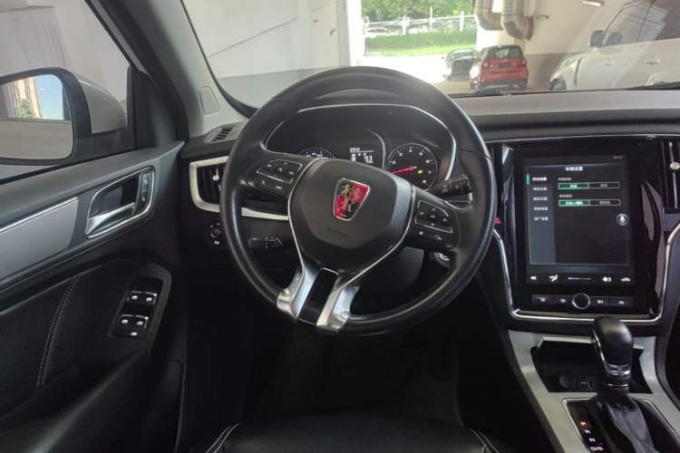 Used Roewe RX5 2019 20T Two-Wheel Drive Automatic 4G Connected Platinum Edition Steering Wheel