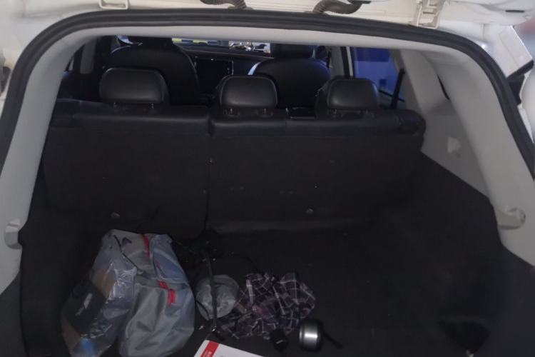 Used Roewe RX5 2019 20T Two-Wheel Drive Manual 4G Connect Platinum Edition Trunk