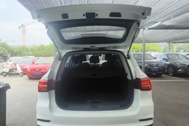 Used Roewe RX5 2019 20T Two-Wheel Drive Manual Ali Smart Network Platinum Edition Trunk