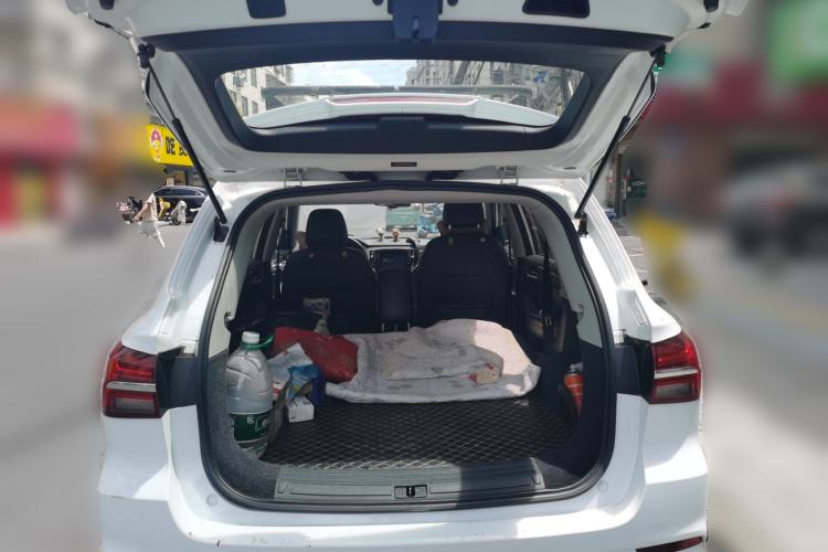 Used Roewe RX5 2019 20T Two-Wheel Drive Automatic Ali Smart Connectivity Platinum Edition Trunk
