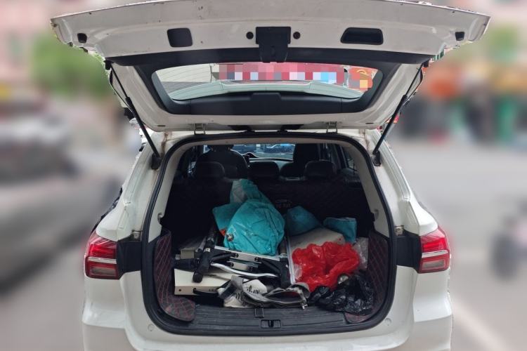 Used Roewe RX5 2019 20T Two-Wheel Drive Automatic 4G Connected Platinum Edition Trunk