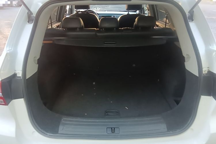 Used Roewe RX5 2019 20T Two-Wheel Drive Automatic 4G Connected Platinum Edition Trunk