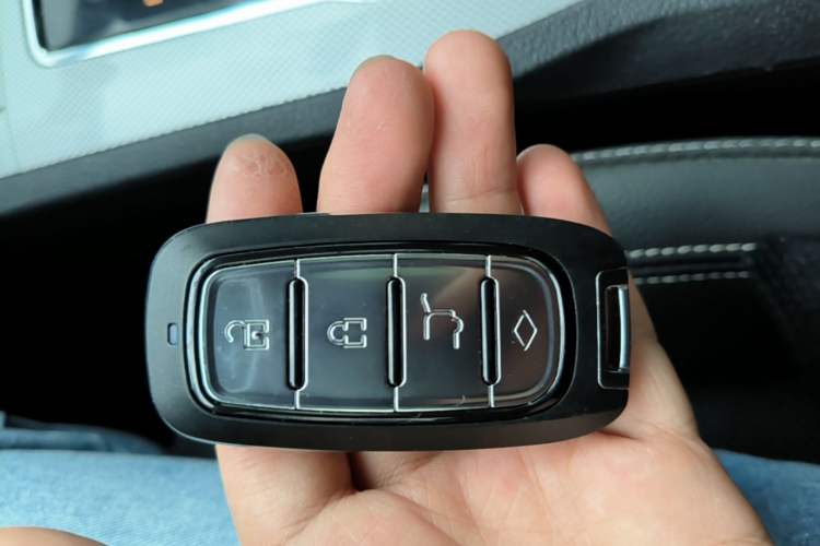 Used Roewe RX5 2019 20T Two-Wheel Drive Automatic 4G Connected Platinum Edition Vehicle Key