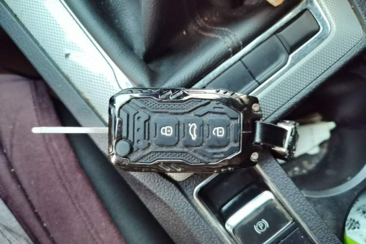 Used Roewe RX5 2019 20T Two-Wheel Drive Manual 4G Connect Platinum Edition Vehicle Key