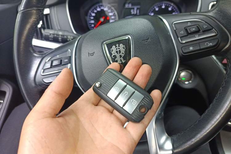Used Roewe RX5 2019 20T Two-Wheel Drive Automatic 4G Connected Platinum Edition Vehicle Key