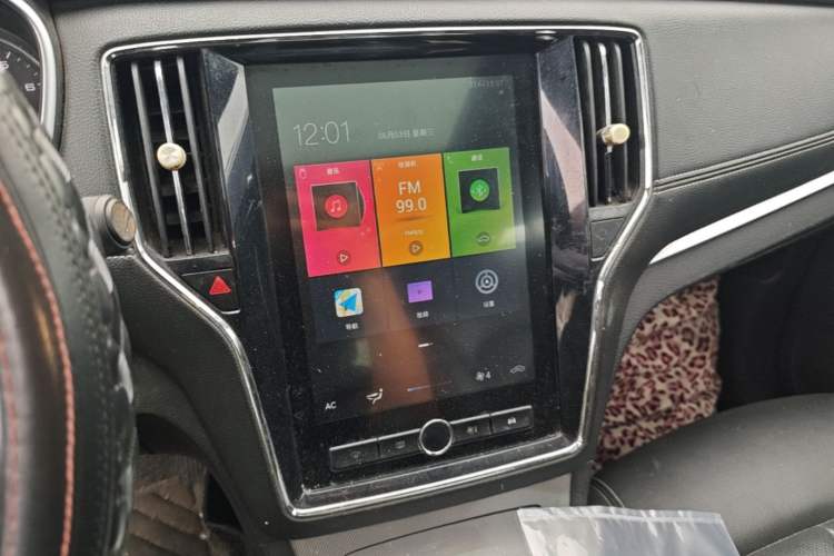 Used Roewe RX5 2020 20T Manual 4G Connect Super-Luxury Flagship Edition Audio And AC Panel