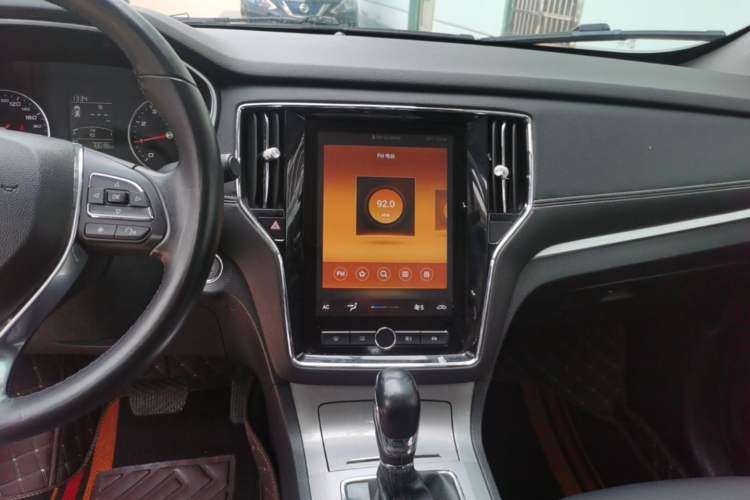 Used Roewe RX5 2020 20T Automatic 4G Connect Superior Flagship Edition Audio And AC Panel