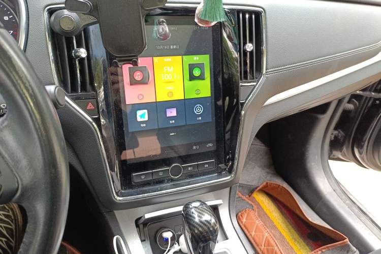Used Roewe RX5 2020 20T Automatic 4G Connect Superior Flagship Edition Audio And AC Panel