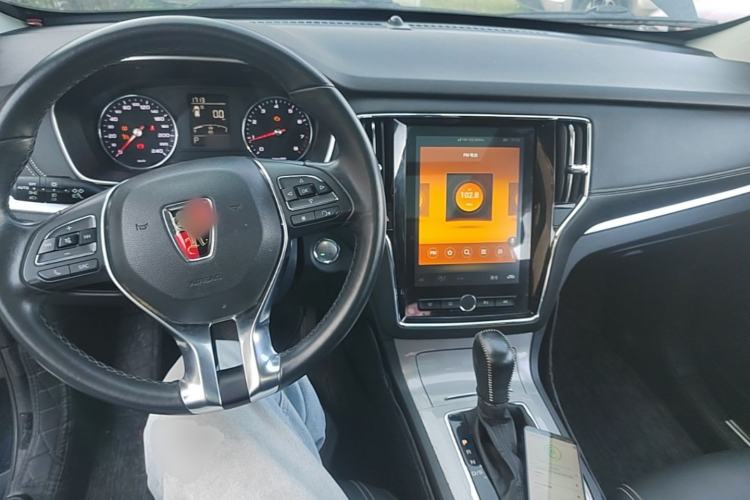 Used Roewe RX5 2020 20T Automatic 4G Connected Million Edition Center Console