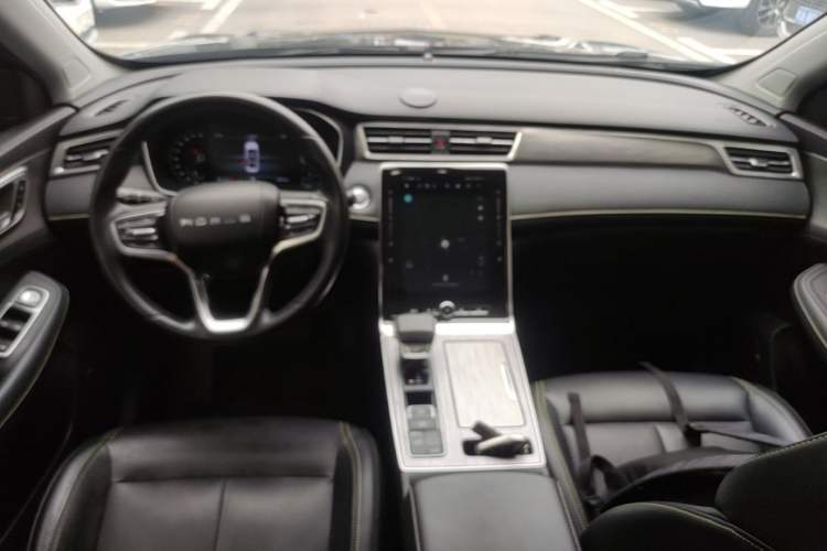 Used Roewe RX5 2020 PLUS 300TGI Automatic Ali National Trend Flagship Edition Center Console