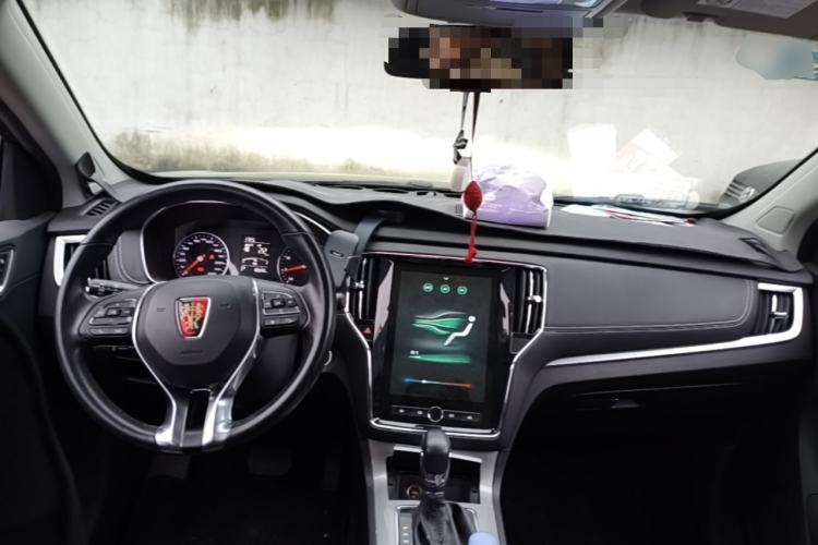 Used Roewe RX5 2020 20T Automatic 4G Connected Million-Dollar Flagship Edition Center Console