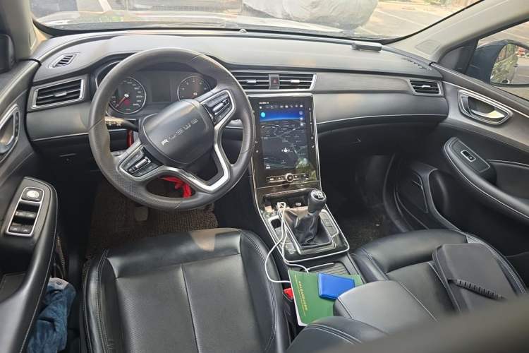 Used Roewe RX5 2020 PLUS 300TGI Manual Ali National Style Luxury Edition Center Console