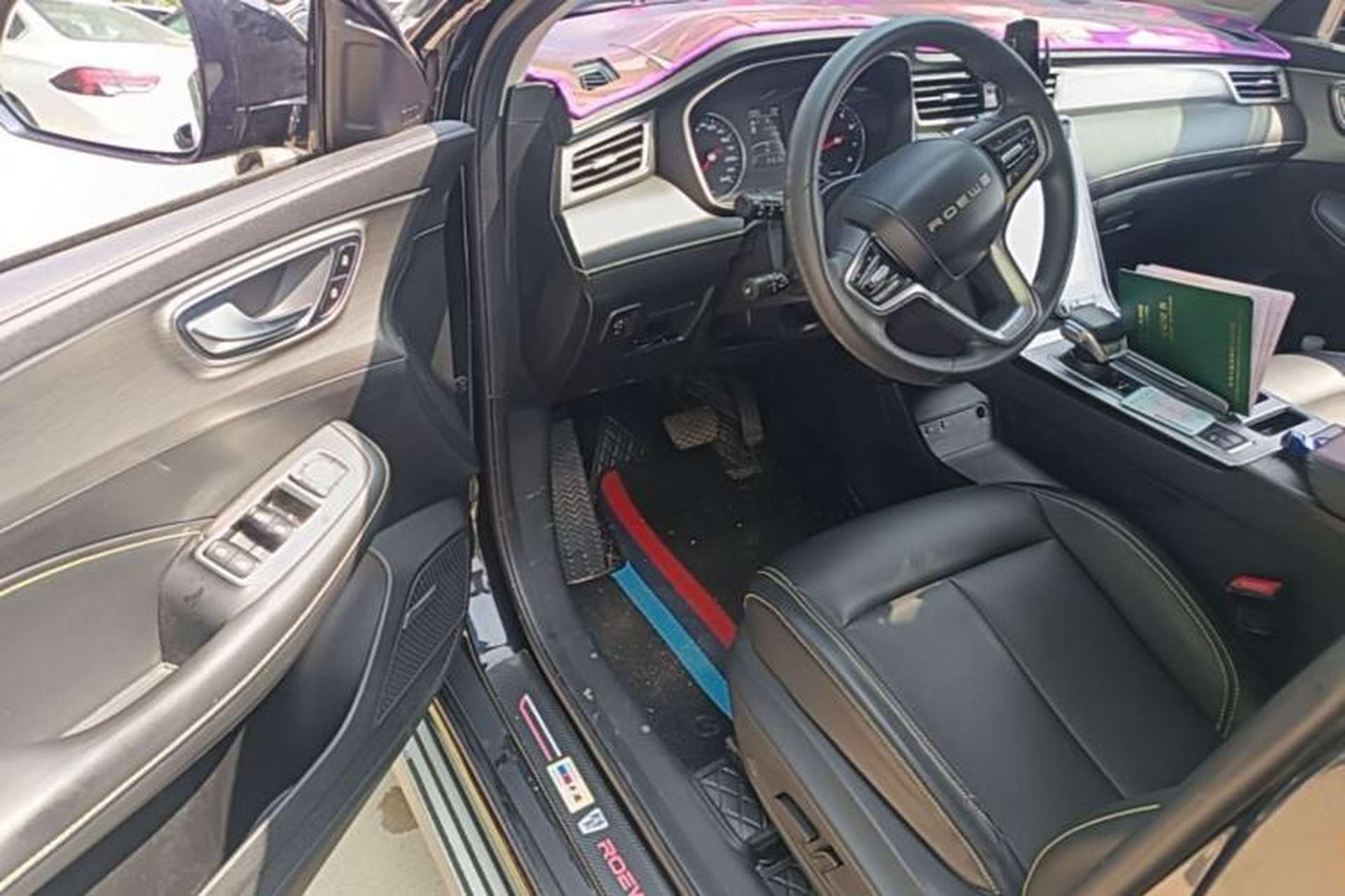 Used Roewe RX5 2020 PLUS 300TGI Automatic Ali National Style Luxury Edition Driver Seat