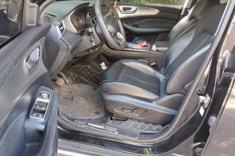 Used Roewe RX5 2020 PLUS 300TGI Automatic Ali National Style Luxury Edition Driver Seat
